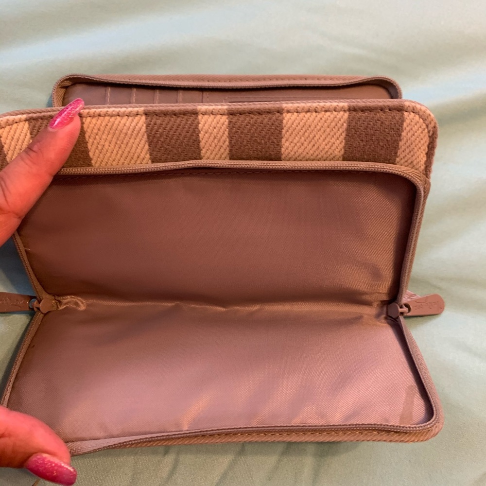 Thirty one wallet